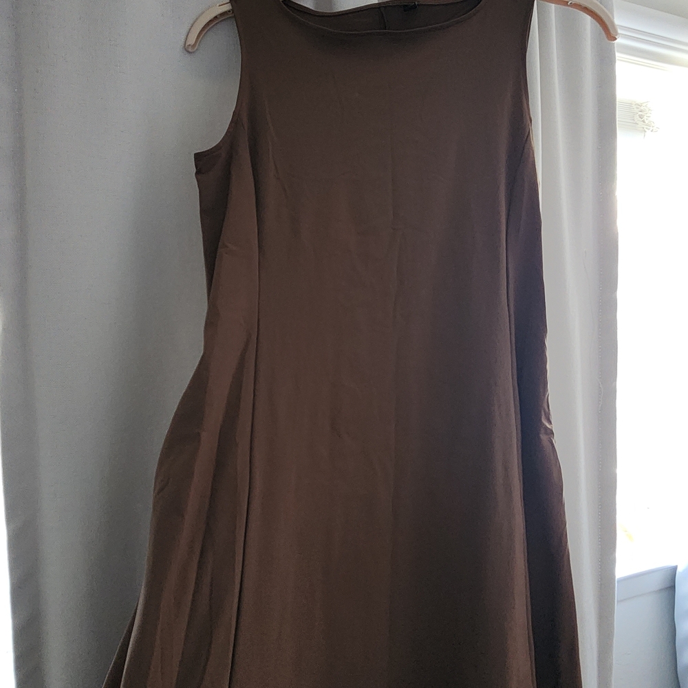 Uniqlo Brown Airism Sleeveless Midi Dress